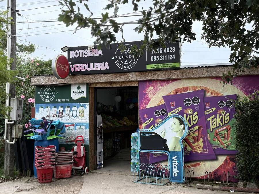 Fachada del Mercadito Las Calandrias